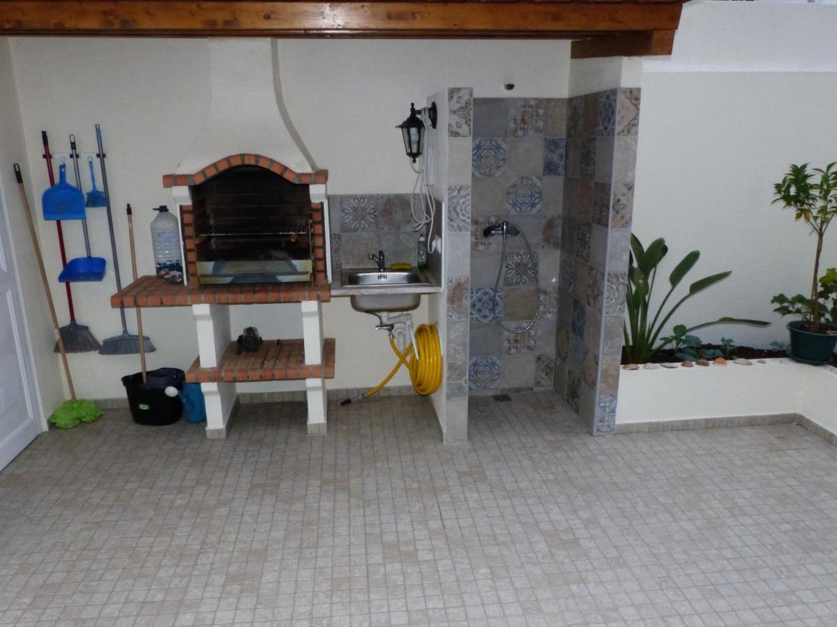 House Of Orchids With Patio Apartment Vila Real de Santo António Екстериор снимка