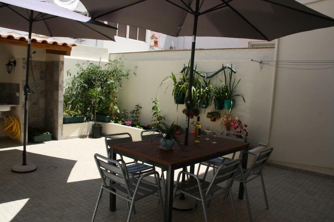 House Of Orchids With Patio Apartment Vila Real de Santo António Екстериор снимка