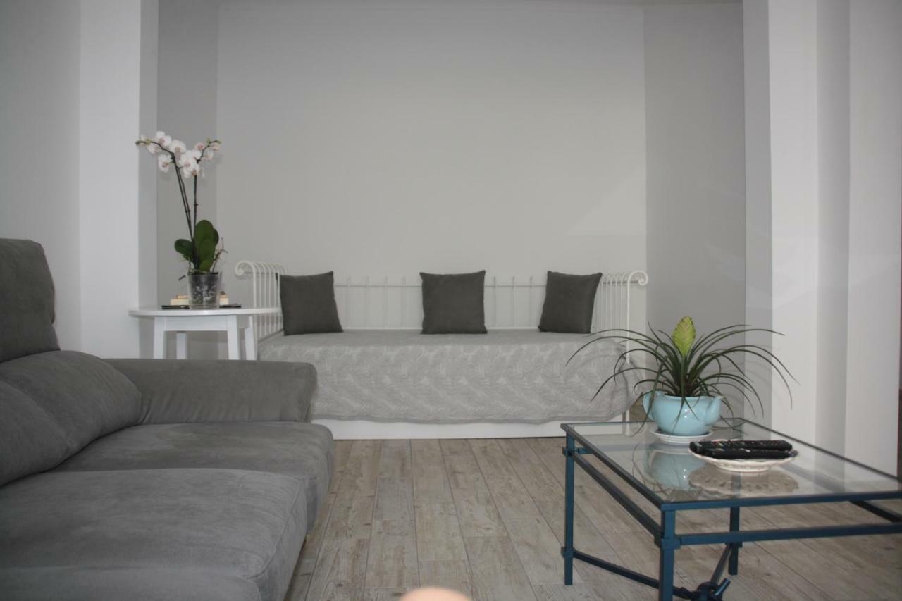 House Of Orchids With Patio Apartment Vila Real de Santo António Екстериор снимка